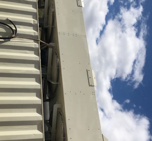 30. GENERADOR EMU-1500 CON CONTENEDOR INSONORIZADO