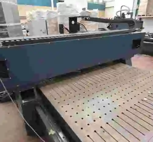 16. Fresadora CNC FA 3000VCT