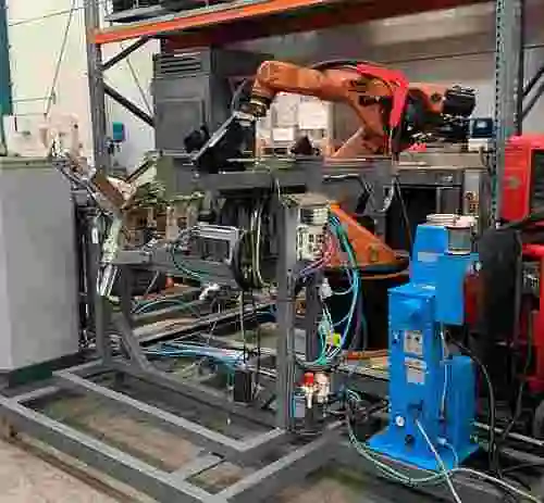 25. Plataforma Robot de Soldadura