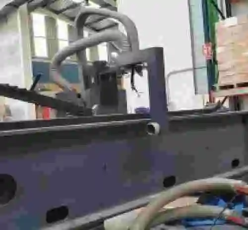 26. Fresadora CNC FA NA3000