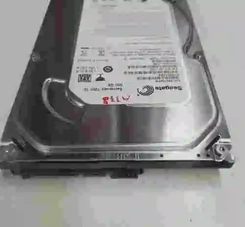 4. DISCO DURO INTERNO HDD SEAGATE ST3500413AS 500MG 32MG 7200RPM SATA III