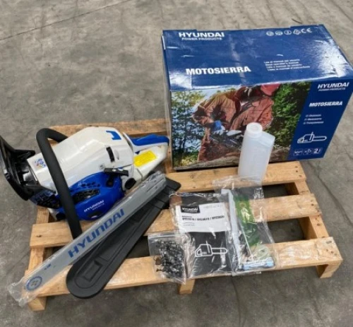 1. Nueva motosierra Hyundai HYC4216