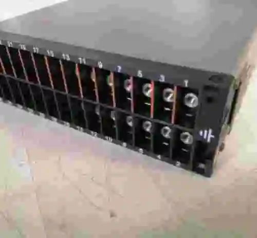 4. Bloque de control AREVA MMLG01 sin chapa delantera