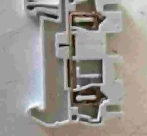 2. LOTE DE 40 Bloques de terminal SIEMENS 8WH2000-0AF00