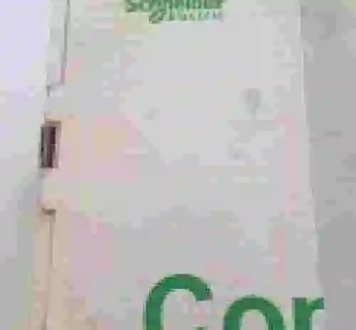 6. INTERRUPTOR AUTOMÁTICO SCHNEIDER COMPACT NSX100B REGULABLE
