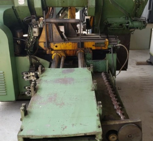 2. Sierra de cinta JAESPA V400A CON ALIMENTADOR AUTOMÁTICO