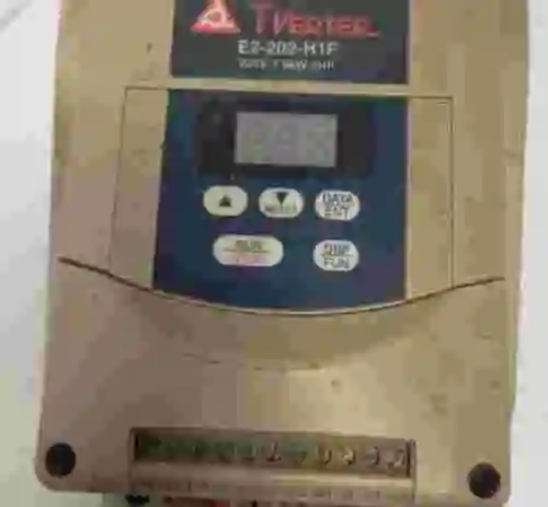 2. Inversor T-VERTER E2-202-H1F