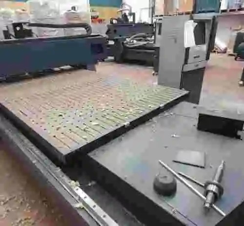 13. Fresadora CNC FA 3000VCT