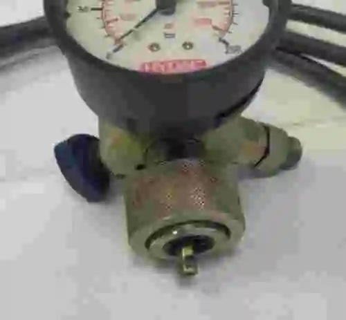 2. Unidad de carga y prueba HYDAC 250 BAR/ 3500 PSI
