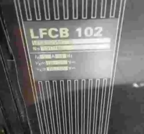 4. Relé diferencial GEC ALSTHOM LFCB 102