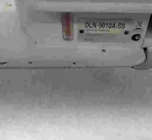 3. Máquina de coser JUKI CP-180 DLN-9010A-SS