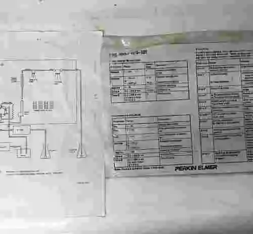 12. Cromotógrafo PerkinElmer ISS-100