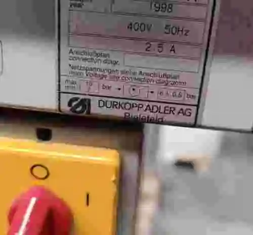 7. Máquina de coser automática de bolsillo Durkopp Adler 745-22