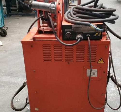 4. Equipo de soldar PANASONIC panastar HF-350