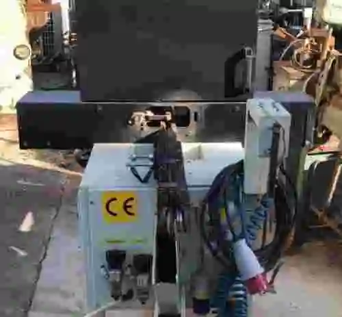 3. Embolsadora y/o ensaceadora de corchos