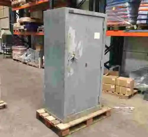 1. Caja fuerte  Soler con llave
