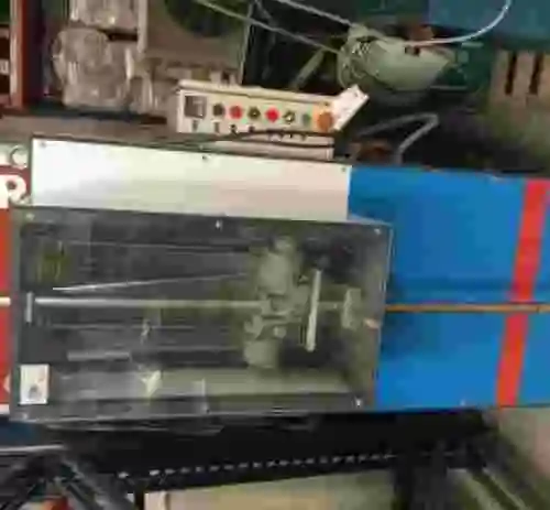2. Compactadora de probetas de hormigón