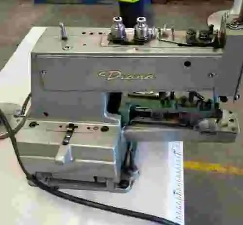 3. Maquina de coser DURKOPP ADLER DIANA 563-16971-01