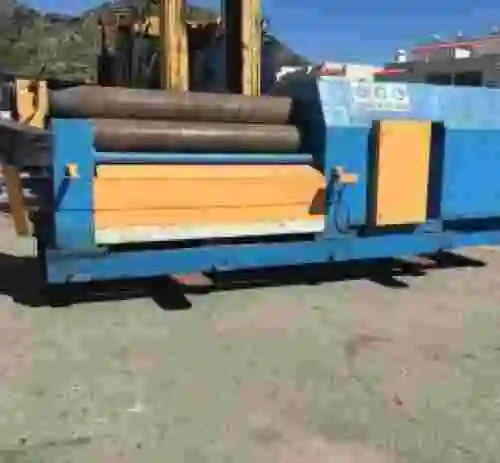 2. Equipo de rodillos curvadores de chapa