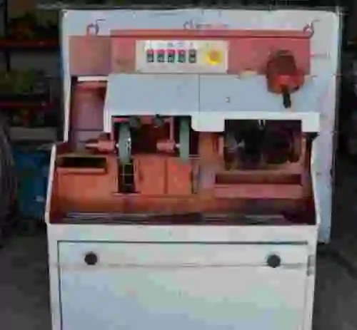 1. MÁQUINA INDUSTRIAL DE REPARACIÓN DE CALZADO