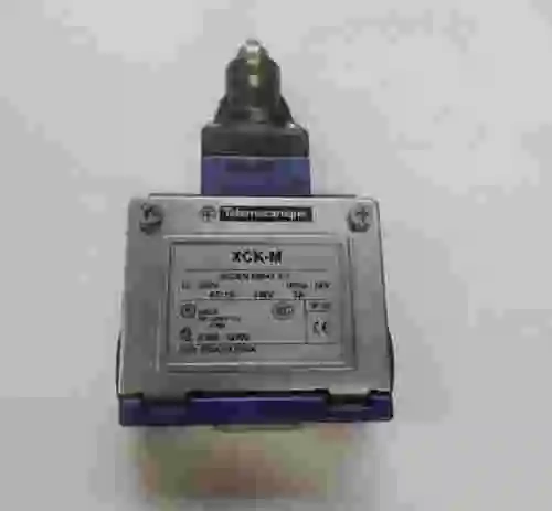 2. TELEMECANIQUE XCK-M POSICION INTERRUPTOR ZCK-M1 NUEVO