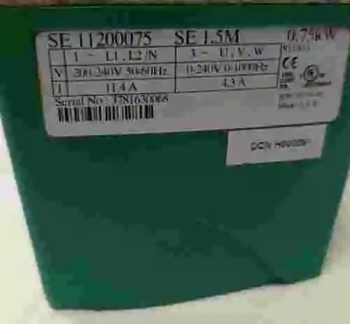 3. Convertidor de frecuencia CONTROL TECHNIQUE COMMANDER SE 11200075 SE1.5M 0,75kW