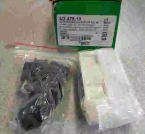 1. TOMA CUADRUPLE RJ45 UTP SCHNEIDER U3.479.18 LOTE DE 2 UNIDADES
