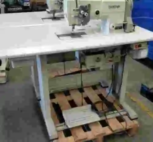1. Lote de 2 máquinas de coser BROTHER F-20 LT2-B875-905