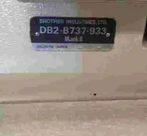3. Lote de 2 máquinas de coser BROTHER F-40 DB2-B737-933