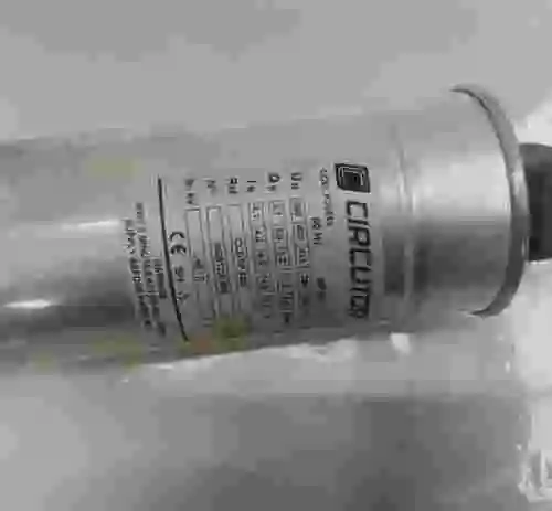 1. CIRCUTOR R20535 CLZ-FP 40/3 CONDENSADOR Y REACTANCIA NUEVO