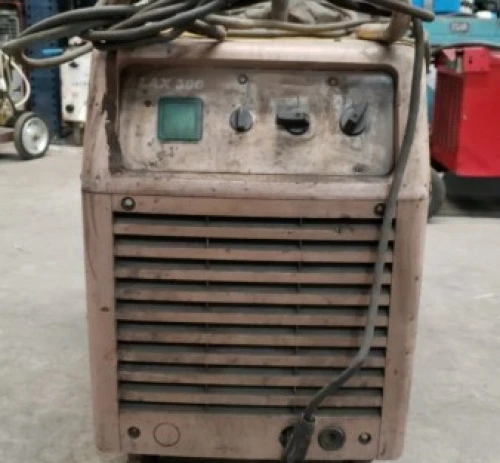 1. Equipo de soldar ESAB LAX 380