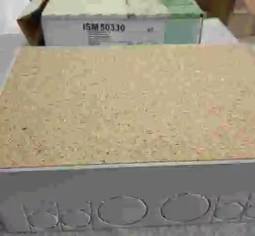 1. Caja Registro Plástico SCHNEIDER ISM50330