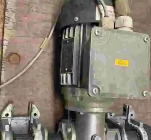 4. MOTOR REXROTH MNR 3842503582