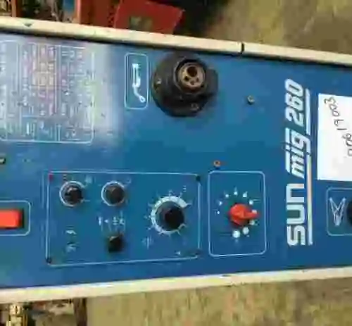 2. Equpi de soldadura de Hilo Sun Mig 260 Amp