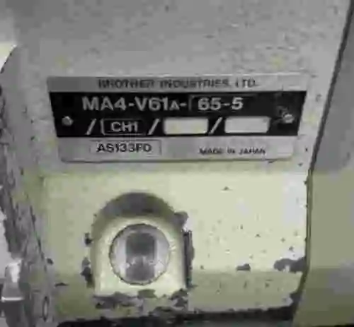 3. Lote de 2 máquinas de coser BROTHER MA4-V61A-65-5