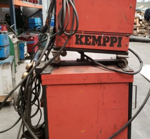 4. Equipo de soldar KEMPI RA 400g