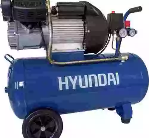11. Lote 2 compresores de aire 50L Hyundai HYAC50-2
