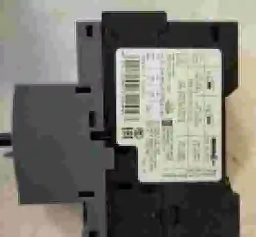 2. Disyuntor Magnético Térmico SIEMENS 3RV2011-1DA10
