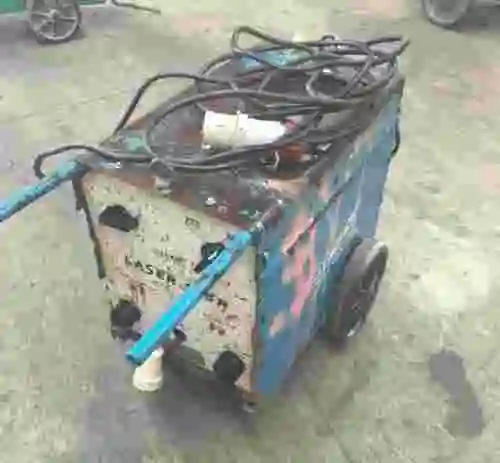 1. Equipo de soldadura Apel Laser 255 R