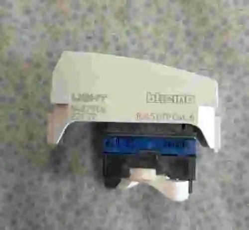 4. BASES RJ45 LIVINGLIGHT BTICINO N4279C6 LOTE DE 10 UNIDADES