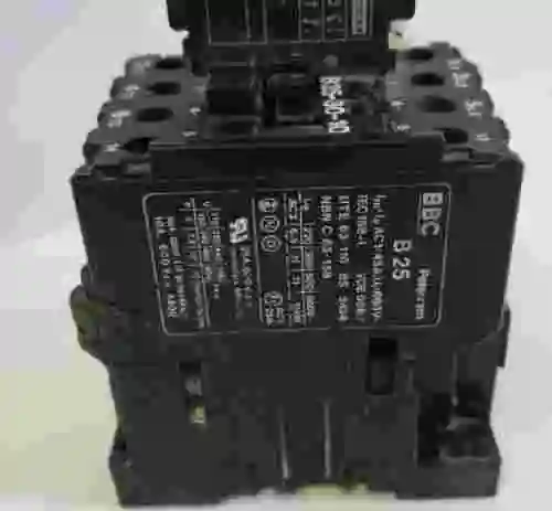 2. Contactor trifásico BBC B25-30-10