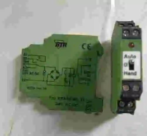 3. RELE BTR KRASR-M8/21 LOTE DE 2 UNIDADES