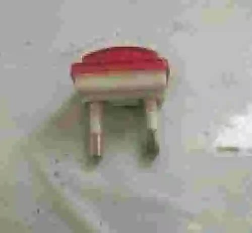 2. Indicador de presencia de tensión EPOXSYMA color rojo LOTE DE 10 UNIDADES