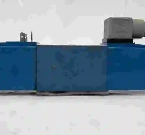 4. VALVULA VICKERS DG4V 3 2N VM U H7 60