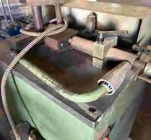 3. FRESADORA RETESTADORA LAMSA PARA ALUMINIO