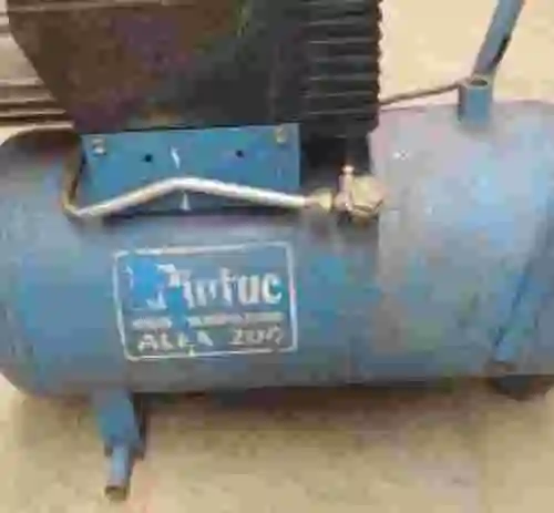 2. COMPRESOR PINTUC ALFA 200