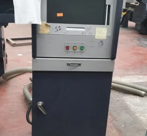 11. Fresadora CNC FA 3000VCT