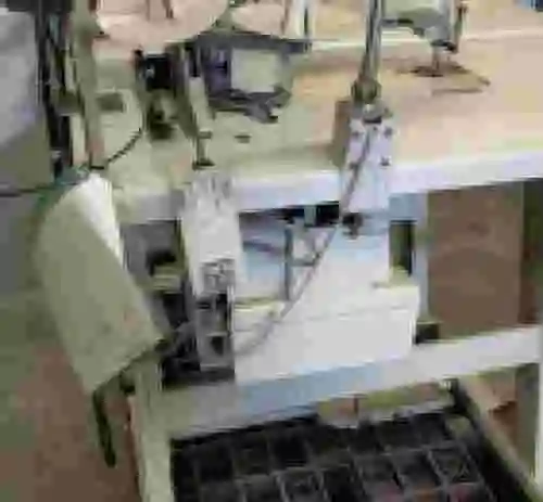 3. LOTES BLACK FRIDAY TEXTIL 11 - Lote 2 máquinas de coser BROTHER F-40 DB2-B737-933