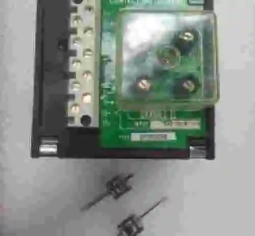 4. CELSA AMPERIMETRO PQC96/1