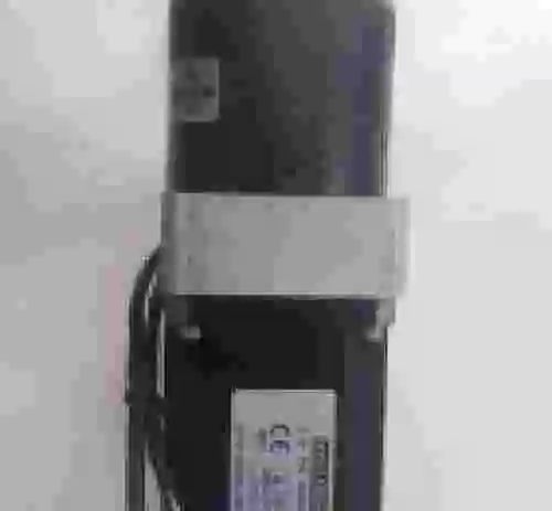 2. Kollmorgen AKM22E-ANCNR-00 Servomotor con transmisión Neugart Ple 60